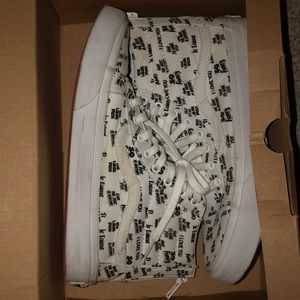 Sk8-Hi SlimZip Vans